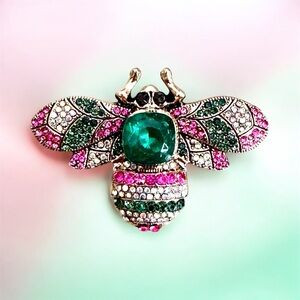 Bumblebee 🐝 pin brooch rhinestones bee animal pins beautiful colors NWOT